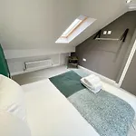 Apartamento Modern Maisonette In Vibrant Bristol, Free Parking