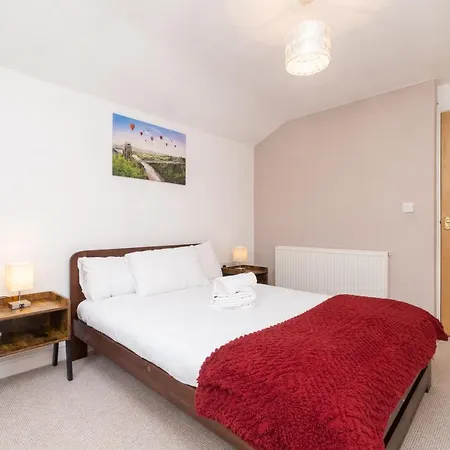 Modern Maisonette In Vibrant Bristol, Free Parking 아파트 *