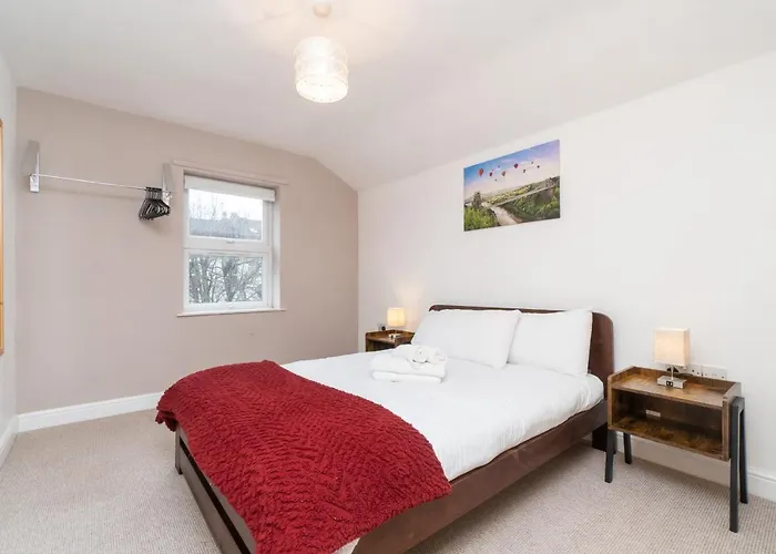 Modern Maisonette In Vibrant Bristol, Free Parking Διαμέρισμα *