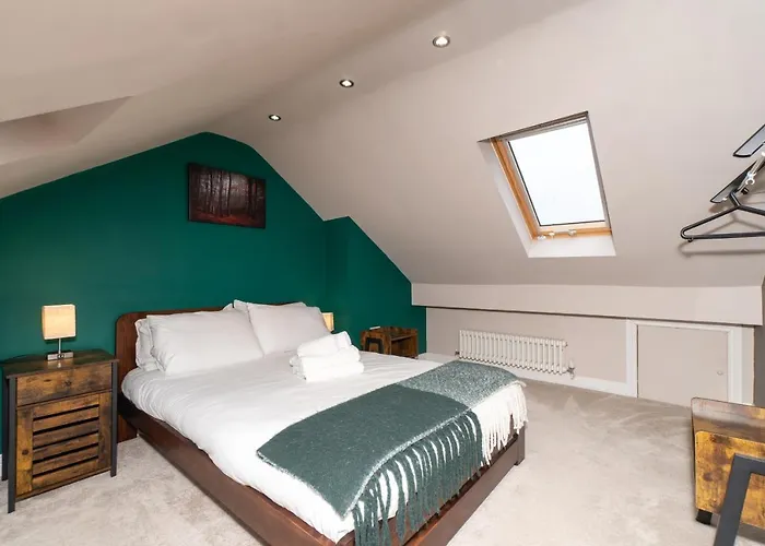 Modern Maisonette In Vibrant Bristol, Free Parking Apartman