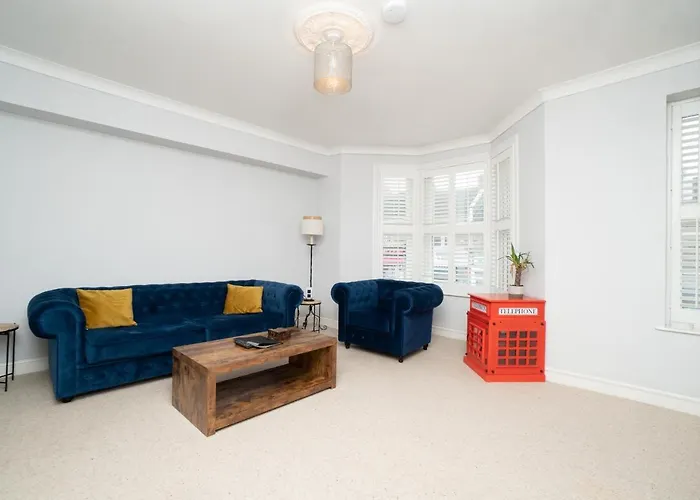 Modern Maisonette In Vibrant Bristol, Free Parking بريستول