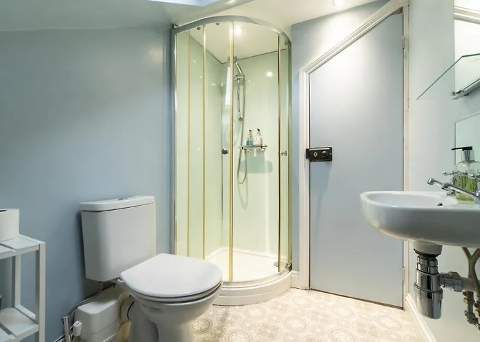 Modern Maisonette In Vibrant Bristol, Free Parking Daire *