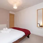 Modern Maisonette In Vibrant Bristol, Free Parking *