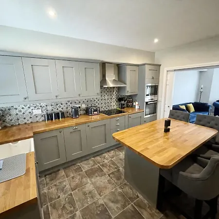 Lägenhet Homely And Modern Maisonette In Vibrant Bristol