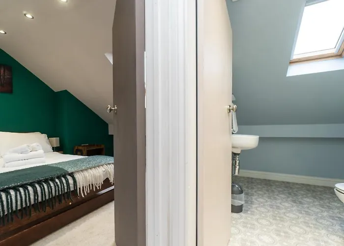 Modern Maisonette In Vibrant Bristol, Free Parking Апартаменти